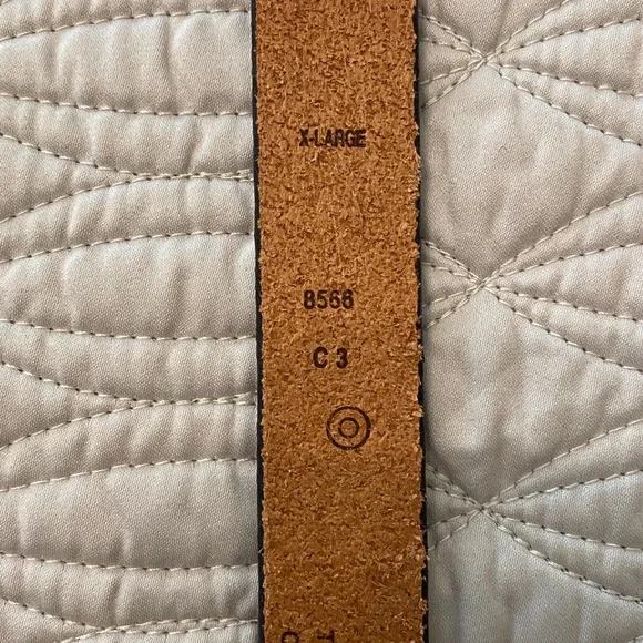 Coach Belt Handcrafted in Italy of Vegetable Tanned Leather and solid brass - Picture 6 of 10